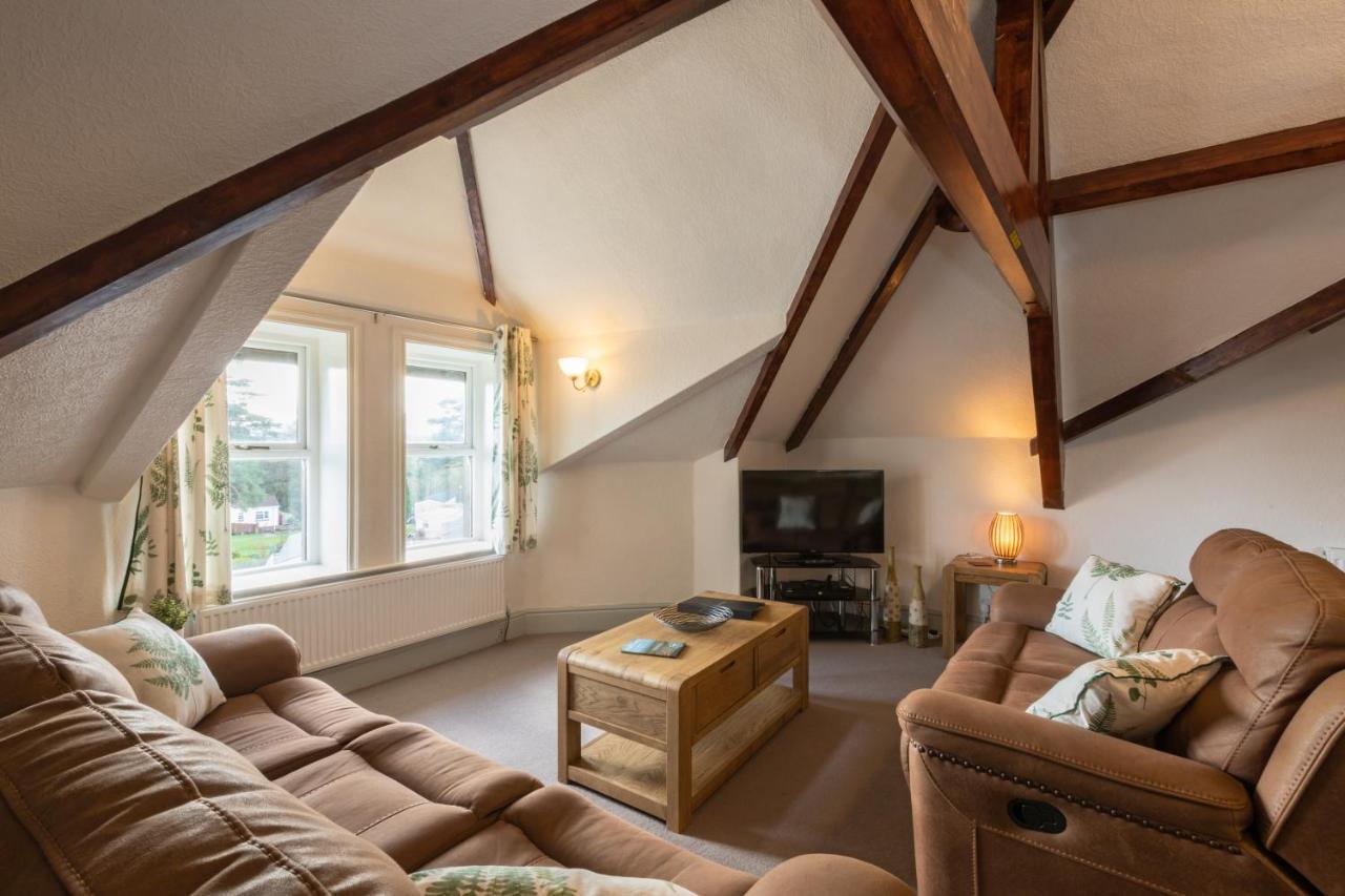 Stonyhurst Spacious Apartment, Great Location. Clitheroe Bagian luar foto